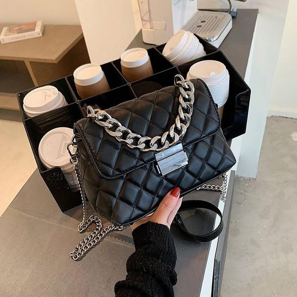 brand designer fashion women's silver chain small flap crossbody bag 2021 winter shoulder handbags pu leather totes diaper bags
brand designer fashion women's silver chain small flap crossbody bag 2021 winter shoulder handbags pu leather totes diaper bags