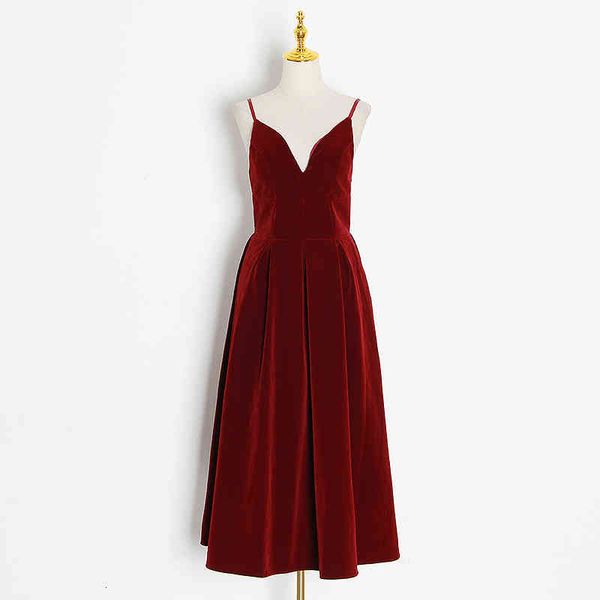 dresses temperament elegant backless for women v neck sleeveless high waist velour sling es female summer tide, Black;gray
dresses temperament elegant backless for women v neck sleeveless high waist velour sling es female summer tide, Black;gray