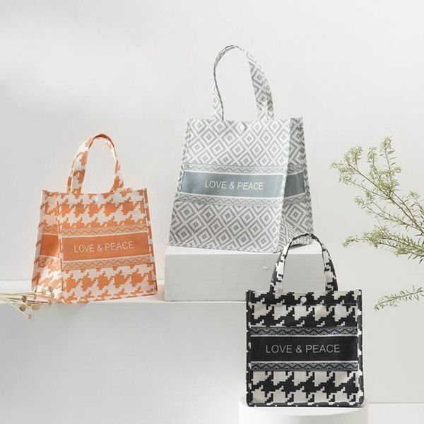 storage bags original lunch box portable insulated canvas bag thermal food picnic for women kids
storage bags original lunch box portable insulated canvas bag thermal food picnic for women kids