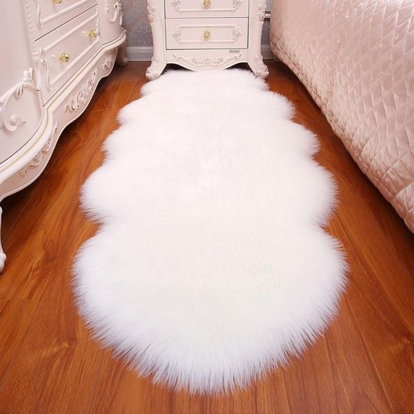 carpets sofa living room household plush carpet bedroom bedside imitation wool floor mats irregular soft and comfortable
carpets sofa living room household plush carpet bedroom bedside imitation wool floor mats irregular soft and comfortable