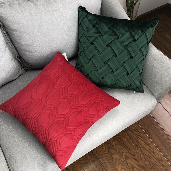 stylish and simple velvet cushion cover, high-quality soft pillowcase, hand-woven thick texture, size 45cmx45cm cushion/decorative pillow
stylish and simple velvet cushion cover, high-quality soft pillowcase, hand-woven thick texture, size 45cmx45cm cushion/decorative pillow