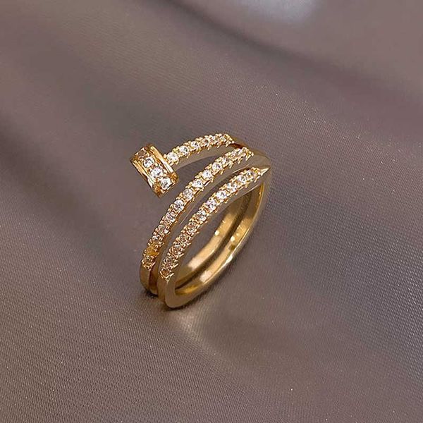 classic women's spiral metal ring, luxury finger sleeve accessories, korean fashion, girls' wedding jewelry, 2021 new series, Silver
classic women's spiral metal ring, luxury finger sleeve accessories, korean fashion, girls' wedding jewelry, 2021 new series, Silver