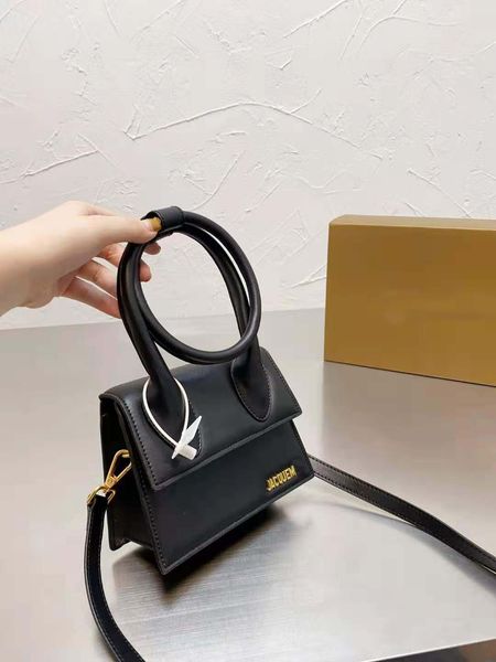 fashion shoulder bag lady handbag beauty purse luxury designer handbags women crossbody bags clutch retro packs with box
fashion shoulder bag lady handbag beauty purse luxury designer handbags women crossbody bags clutch retro packs with box