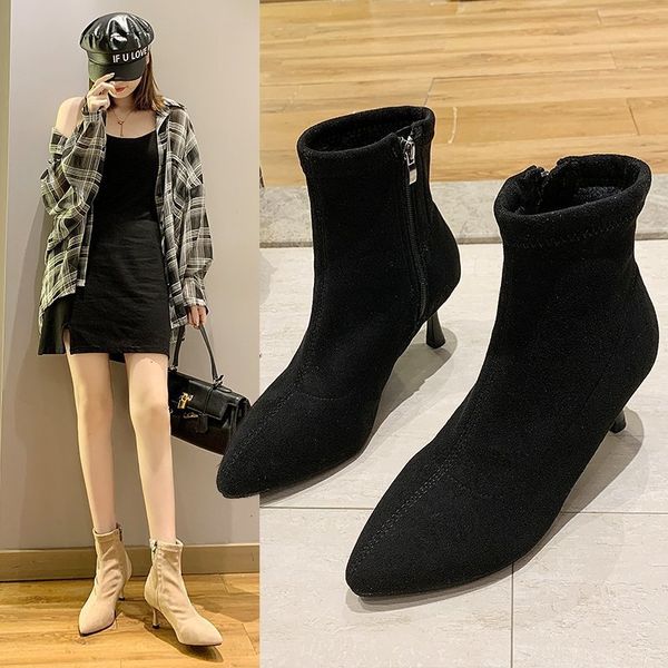 sho are in autumn and winter. korean high-heeled martin women's pointed fashion short boots. middle tube, Black
sho are in autumn and winter. korean high-heeled martin women's pointed fashion short boots. middle tube, Black