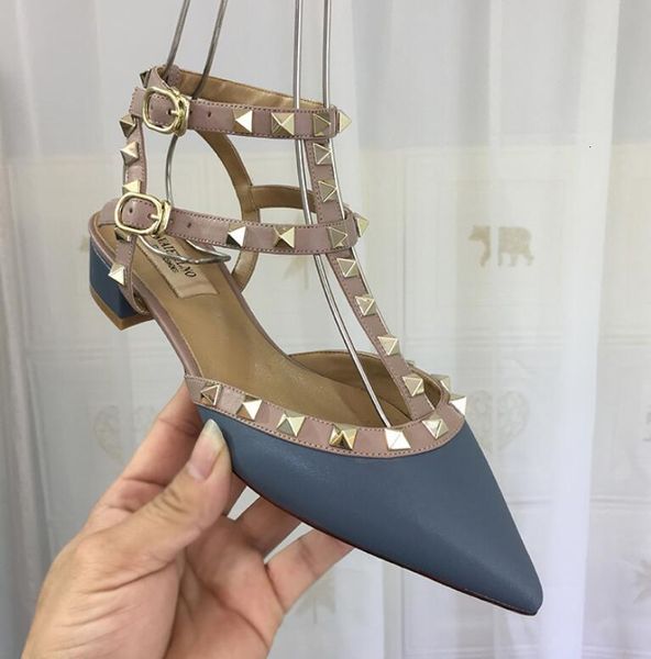 sandals 2021 luxury brand pointed toe low-heeled for women shoes rivet strap 3 straps color matching thick heel 3cm sandals, Black
sandals 2021 luxury brand pointed toe low-heeled for women shoes rivet strap 3 straps color matching thick heel 3cm sandals, Black
