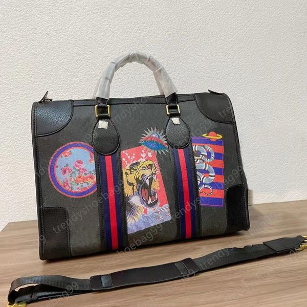 handbags designers men shoulder bag high-capacity duffel bags real leather totes purse
handbags designers men shoulder bag high-capacity duffel bags real leather totes purse