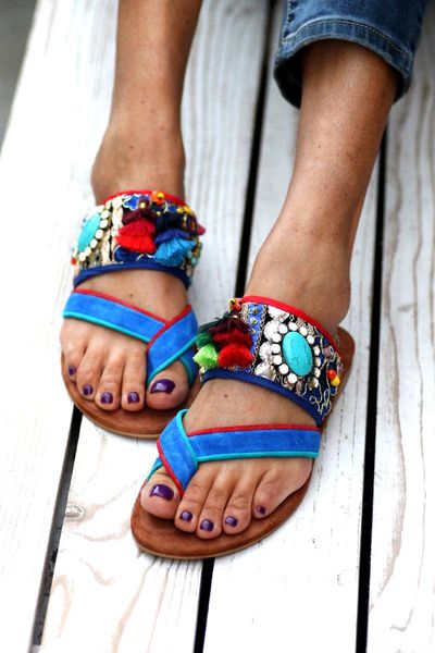 slippers 2021 summer fashion color matching beaded open toe flat bottom beach size plus sandals and, Black
slippers 2021 summer fashion color matching beaded open toe flat bottom beach size plus sandals and, Black