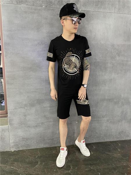 men's tracksuits fashion sportswear drilling tiger short sleeve+slim shorts two-piece selling set, Gray
men's tracksuits fashion sportswear drilling tiger short sleeve+slim shorts two-piece selling set, Gray
