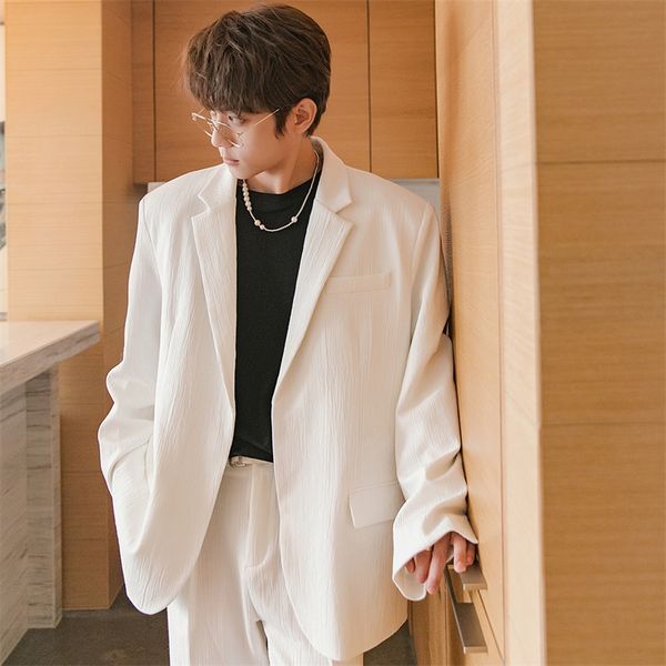 Men's Wrinkle Fabric Design Suit Jacket 2021 New Loose Solid Color Black White Single Breasted Blazer Autumn Casual Coat, White;black
Men's Wrinkle Fabric Design Suit Jacket 2021 New Loose Solid Color Black White Single Breasted Blazer Autumn Casual Coat, White;black