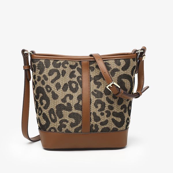 handbag leopard print bucket bag in autumn and winter 2021, trendy, fashionable versatile, high-capacity single shoulder messenger women, Black;red
handbag leopard print bucket bag in autumn and winter 2021, trendy, fashionable versatile, high-capacity single shoulder messenger women, Black;red
