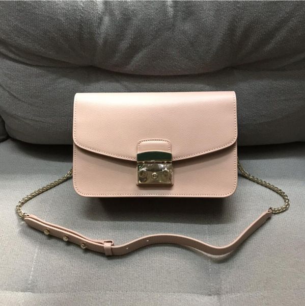 designer chain brand designer cowhide crossbody bags for women simple fashion shoulder bag there is a interlayer inside lady luxury small ha
designer chain brand designer cowhide crossbody bags for women simple fashion shoulder bag there is a interlayer inside lady luxury small ha