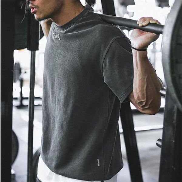 new bodybuilding clothing o neck short sleeve men's t shirt men fashion european size tshirts casual for male t-shirt 210322, White;black
new bodybuilding clothing o neck short sleeve men's t shirt men fashion european size tshirts casual for male t-shirt 210322, White;black