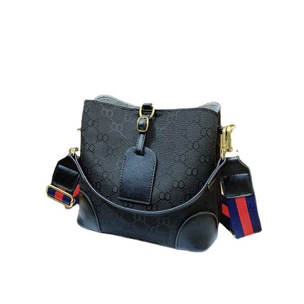 this year's is new fashion the autumn of one shoulder diagonal span denim contrast color bucket bag high-capacity handbag purses sale
this year's is new fashion the autumn of one shoulder diagonal span denim contrast color bucket bag high-capacity handbag purses sale