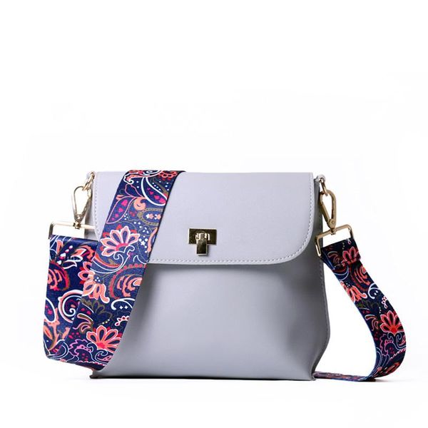 shoulder bags brand for women 2021 pu leather crossbody messenger with colorful strap handbags
shoulder bags brand for women 2021 pu leather crossbody messenger with colorful strap handbags
