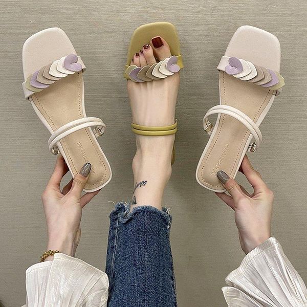 slippers high-heeled shoes lady casual square heel slipers women loafers slides shale female beach med luxury block sabot f2021, Black
slippers high-heeled shoes lady casual square heel slipers women loafers slides shale female beach med luxury block sabot f2021, Black
