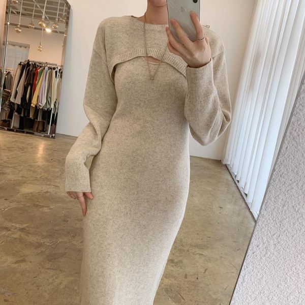 casual dresses hollow out bodycon dress women 2021 autumn winter y2k long sleeve knit shawl and spaghetti strap sweater, Black;gray
casual dresses hollow out bodycon dress women 2021 autumn winter y2k long sleeve knit shawl and spaghetti strap sweater, Black;gray