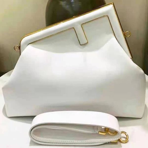 bags women luxury handbags fend first series new hand-held one shoulder diagonal straddle personalized bag buckle dinner bag
bags women luxury handbags fend first series new hand-held one shoulder diagonal straddle personalized bag buckle dinner bag