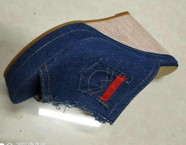 summer denim ethnic women's sandals flat mid-heel shoes plus size fish mouth slippers fashion, Black
summer denim ethnic women's sandals flat mid-heel shoes plus size fish mouth slippers fashion, Black