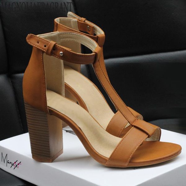 sandals female summer 2021 word buckle with open toe black roman rough high-heeled shoes sandalia feminina hy232
sandals female summer 2021 word buckle with open toe black roman rough high-heeled shoes sandalia feminina hy232