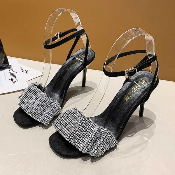 sandals 2021 fashion women rhinestone design heels party dress shoes woman studded summer fetish high, Black
sandals 2021 fashion women rhinestone design heels party dress shoes woman studded summer fetish high, Black