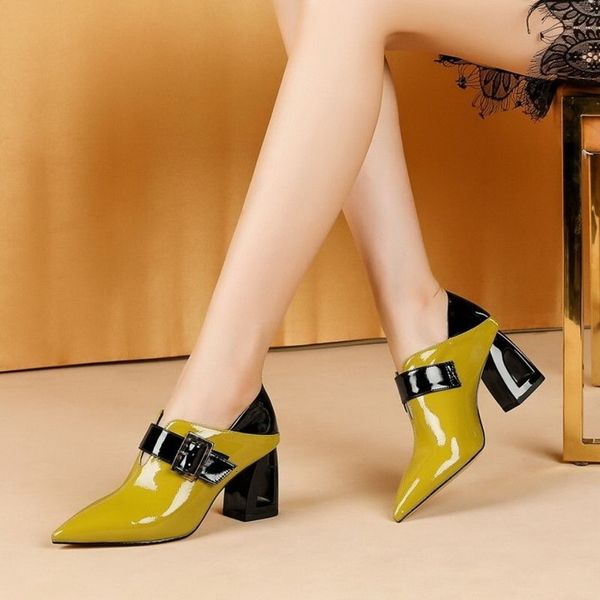 shoes microfiber leather mid heels, british style ,women shoes,buckle strape,pointed toe,square heel,female footware,black,yellow 3i2
shoes microfiber leather mid heels, british style ,women shoes,buckle strape,pointed toe,square heel,female footware,black,yellow 3i2