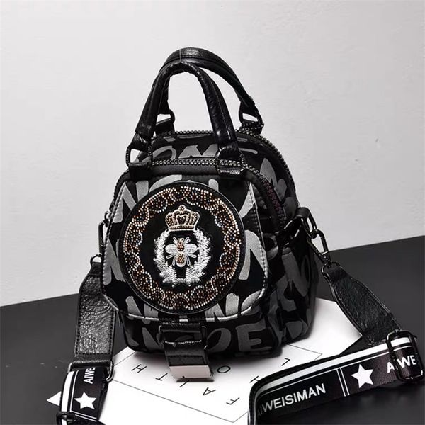 luxury designer crossbody shoulder backpack handbags tote bag bags handbags wallet purse store bee shape with diamonds fashion rivet ladies
luxury designer crossbody shoulder backpack handbags tote bag bags handbags wallet purse store bee shape with diamonds fashion rivet ladies