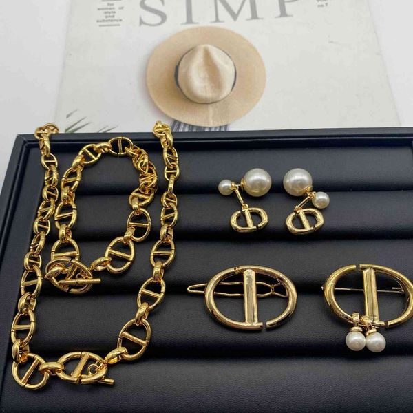 21 new letter pearl earrings net red temperament cuban bracelet necklace women's set, Golden;silver
21 new letter pearl earrings net red temperament cuban bracelet necklace women's set, Golden;silver