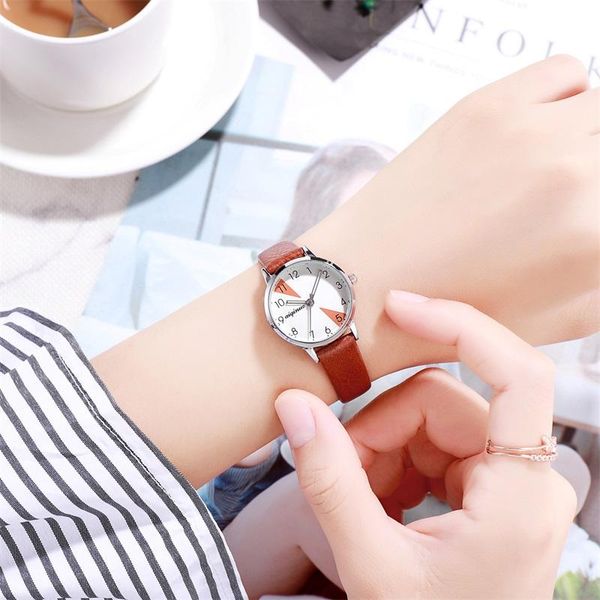 wristwatches fashion ladies quartz watches casual round dial leather strap bracelet girls gifts students relgio de mulher, Slivery;brown
wristwatches fashion ladies quartz watches casual round dial leather strap bracelet girls gifts students relgio de mulher, Slivery;brown
