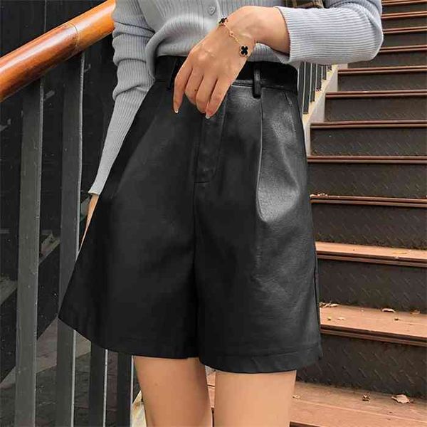 boosty bermuda imitation leather womens autumn winter loose wide leg pu shorts black knee-length trouser, White;black 
boosty bermuda imitation leather womens autumn winter loose wide leg pu shorts black knee-length trouser, White;black
