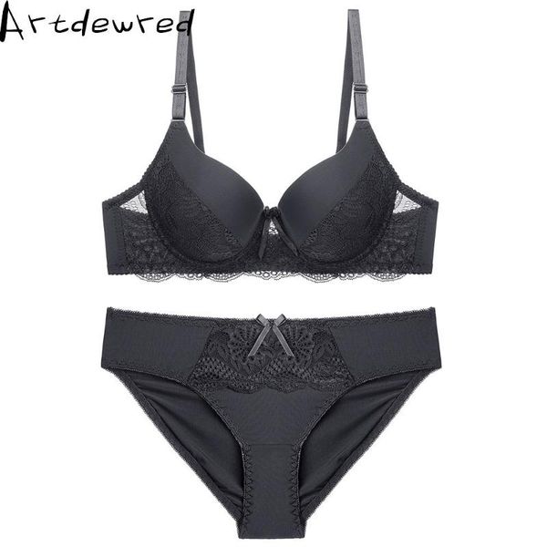 bras sets lingerie set push up brassiere 3/4 cup women underwear bra and panties embroidery breathable, Red;black
bras sets lingerie set push up brassiere 3/4 cup women underwear bra and panties embroidery breathable, Red;black