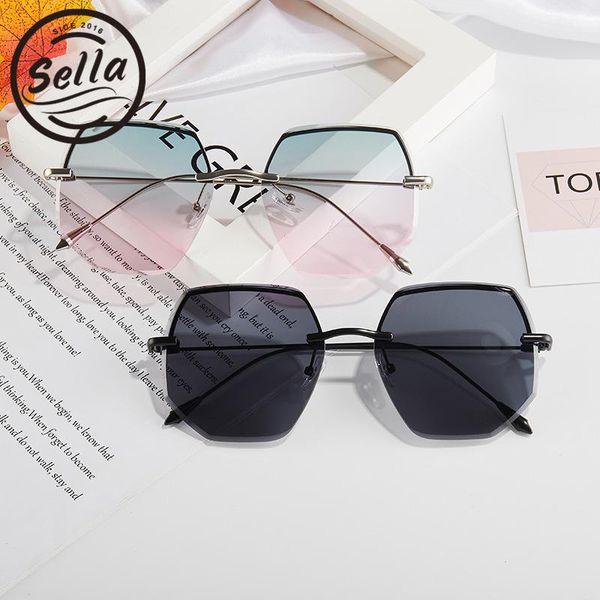 sella 2021 fashion women vintage semi-rimless gradient lens sunglasses trending alloy frame tint ladies summer eyewear, White;black
sella 2021 fashion women vintage semi-rimless gradient lens sunglasses trending alloy frame tint ladies summer eyewear, White;black