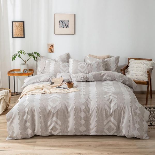 bedding sets 220x240 gray quilt cover pillowcases diamond/wave shaped geometric set luxury home bedroom duvet king no bed sheet
bedding sets 220x240 gray quilt cover pillowcases diamond/wave shaped geometric set luxury home bedroom duvet king no bed sheet