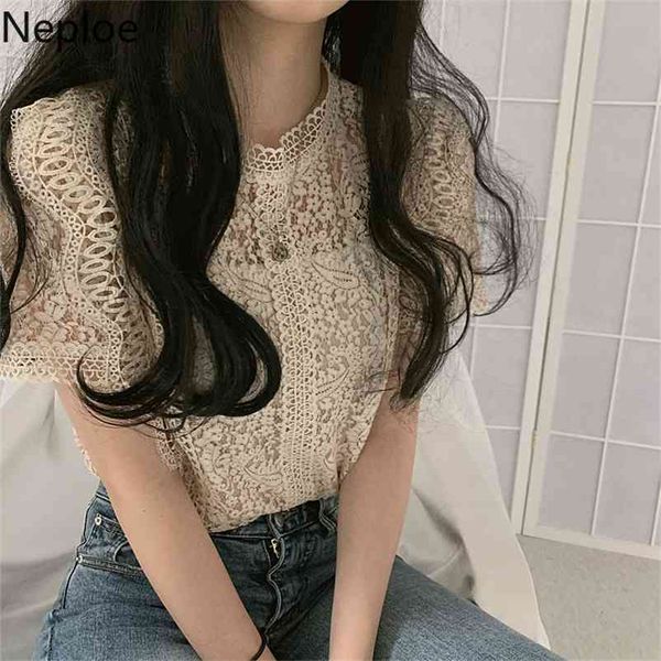 chic stand collar heavy work lace hook flower blouse perspective short sleeve white blusas o neck pullover shirt 210422
chic stand collar heavy work lace hook flower blouse perspective short sleeve white blusas o neck pullover shirt 210422