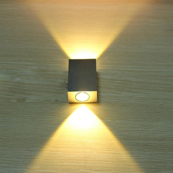 wall lamp 2w led square spot light aluminm modern home decoration for bedroom/dinning room/restroom
wall lamp 2w led square spot light aluminm modern home decoration for bedroom/dinning room/restroom