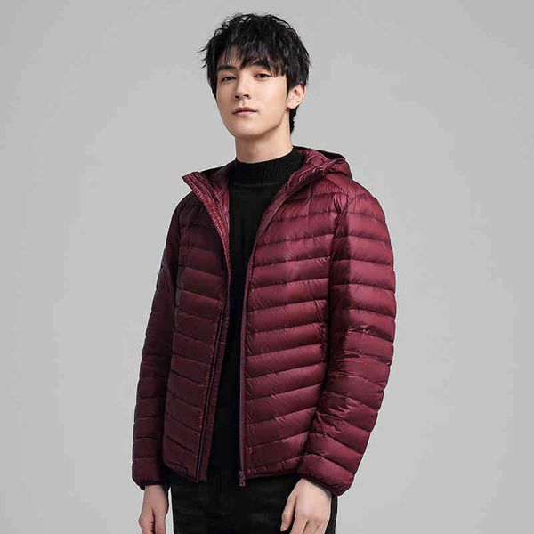 Autumn and winter new stand collar coat men's light et short fashion casual versatile 50 duck down, Black
Autumn and winter new stand collar coat men's light et short fashion casual versatile 50 duck down, Black