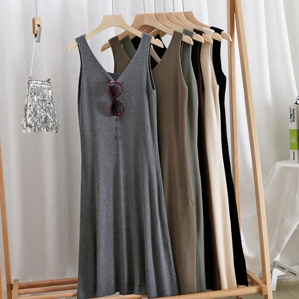 autumn solid-colored knitted sling a-line dress female casual v-neck sleeveless bottom for women vestidos vintage dresses, Black;gray
autumn solid-colored knitted sling a-line dress female casual v-neck sleeveless bottom for women vestidos vintage dresses, Black;gray