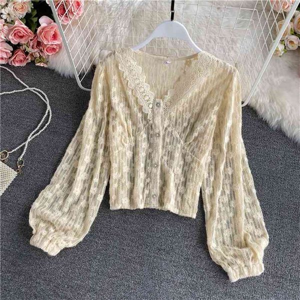 spring autumn v-neck puff-sleeved single-breasted lace shirt slim and thin all-match short navel uk691 210506, White
spring autumn v-neck puff-sleeved single-breasted lace shirt slim and thin all-match short navel uk691 210506, White
