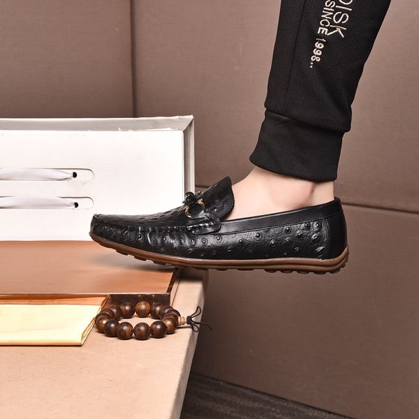 luxury brand mens loafers gommino driving dress casual shoe high-end genuine leather office walk shoes rubber outsole with box size 38-44, Black
luxury brand mens loafers gommino driving dress casual shoe high-end genuine leather office walk shoes rubber outsole with box size 38-44, Black