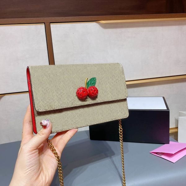 mini classic retro cherry brown 18 cm ladies handbag wallet leather messenger fashion designer chain shoulder bag, Red;black
mini classic retro cherry brown 18 cm ladies handbag wallet leather messenger fashion designer chain shoulder bag, Red;black