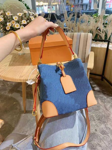 female bucket bag tote cowboy alar blue shoulderbag handbag color matching single shoulder girls women handbags bags woman purses crossbody
female bucket bag tote cowboy alar blue shoulderbag handbag color matching single shoulder girls women handbags bags woman purses crossbody