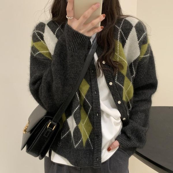 women's wool & blends sweater coat short round neck wear a lazy diamond lattice contrast color knitted cardigan in autumn and winter 20, Black
women's wool & blends sweater coat short round neck wear a lazy diamond lattice contrast color knitted cardigan in autumn and winter 20, Black