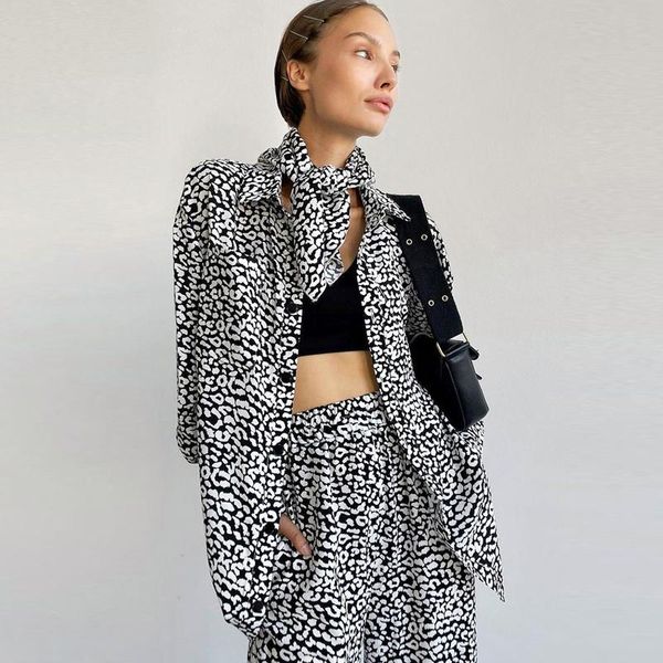 women's two piece pants leopard pantsuit 2 pcs casual loose trousers suits printed suit tracksuit outsuit trouser jumpsuit 2021, White
women's two piece pants leopard pantsuit 2 pcs casual loose trousers suits printed suit tracksuit outsuit trouser jumpsuit 2021, White