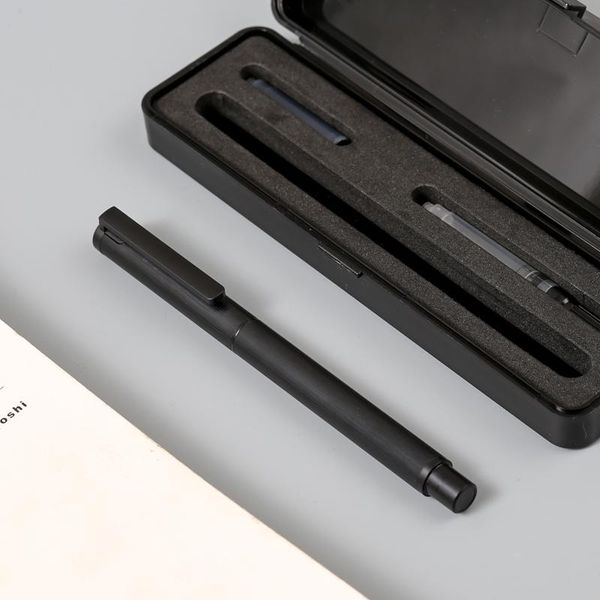 series luxury black fountain pen set 0.5mm f nib steel ink pens for simple business gift
series luxury black fountain pen set 0.5mm f nib steel ink pens for simple business gift