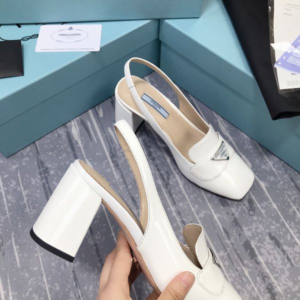 2021 good quality fashion women luxurys designers shoes designer sandals womens luxury high heels sandal dress shoess with box size 35-41 -h, Black
2021 good quality fashion women luxurys designers shoes designer sandals womens luxury high heels sandal dress shoess with box size 35-41 -h, Black