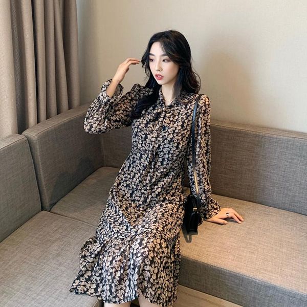 casual dresses coigarsam autumn women's dress 2022 spring french style vintage print chiffon belt floral robe, Black;gray
casual dresses coigarsam autumn women's dress 2022 spring french style vintage print chiffon belt floral robe, Black;gray