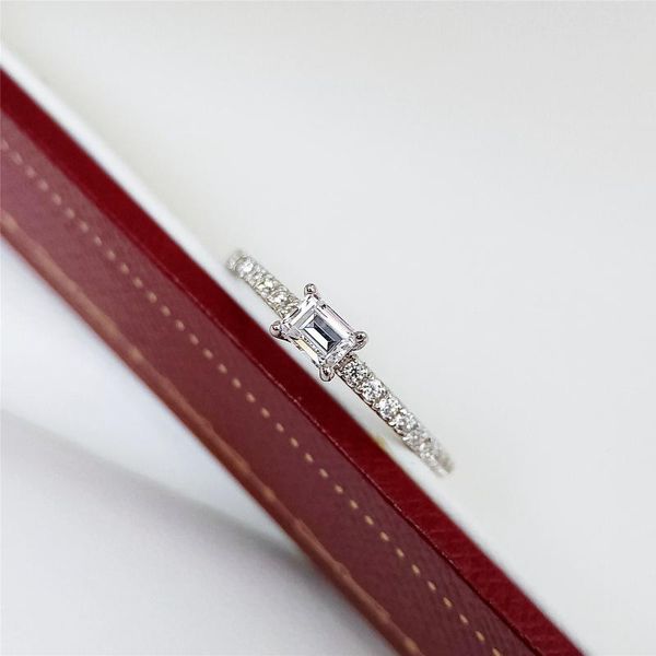 cluster rings 925 sterling silver emerald cut square created moissanite ring simple fashion for women romantic wedding engagement fine jewel, Golden;silver
cluster rings 925 sterling silver emerald cut square created moissanite ring simple fashion for women romantic wedding engagement fine jewel, Golden;silver