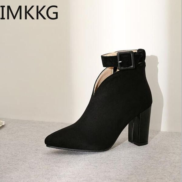 boots size 43 2021 flock buckle zipper type-v winter women ankle fashion pointed toe square heel shoes, Black
boots size 43 2021 flock buckle zipper type-v winter women ankle fashion pointed toe square heel shoes, Black