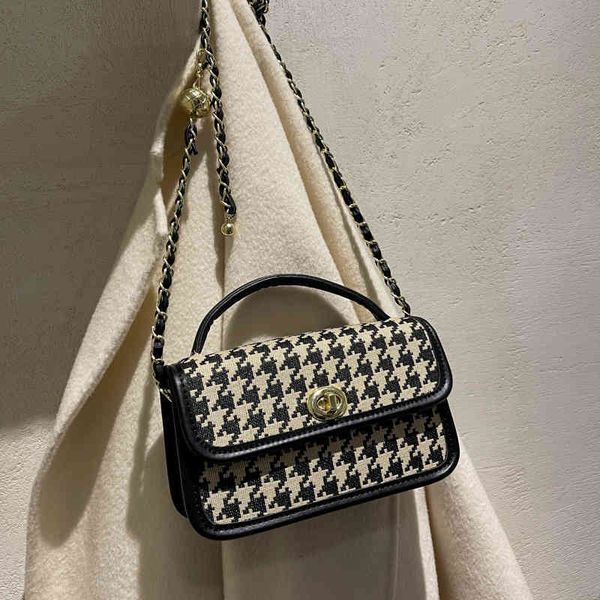 bags handbags chain 2021 fashion lattice handbag women's autumn and winter woolen versatile one shoulder messenger small square, Black;red
bags handbags chain 2021 fashion lattice handbag women's autumn and winter woolen versatile one shoulder messenger small square, Black;red
