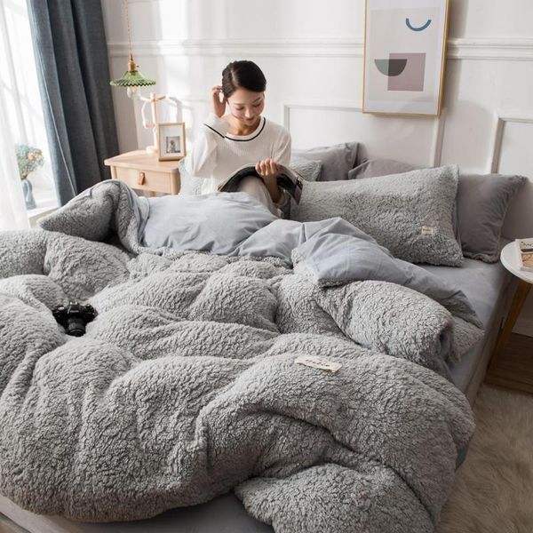 bedding sets 2021 set lamb cashmere + flannel fleece duvet cover winter bedclothes grey bed flat sheet twin king
bedding sets 2021 set lamb cashmere + flannel fleece duvet cover winter bedclothes grey bed flat sheet twin king