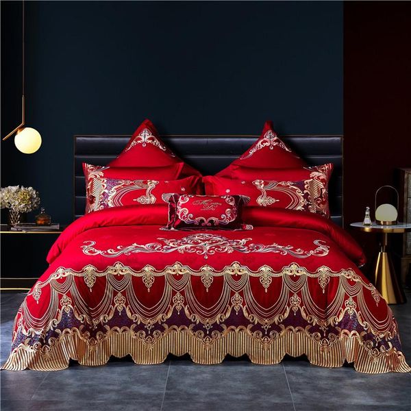 bedding sets luxury 4/6/9pcs chinese wedding satin egyptian cotton golden embroidery set quilt cover quilted bedspread or bed linen
bedding sets luxury 4/6/9pcs chinese wedding satin egyptian cotton golden embroidery set quilt cover quilted bedspread or bed linen